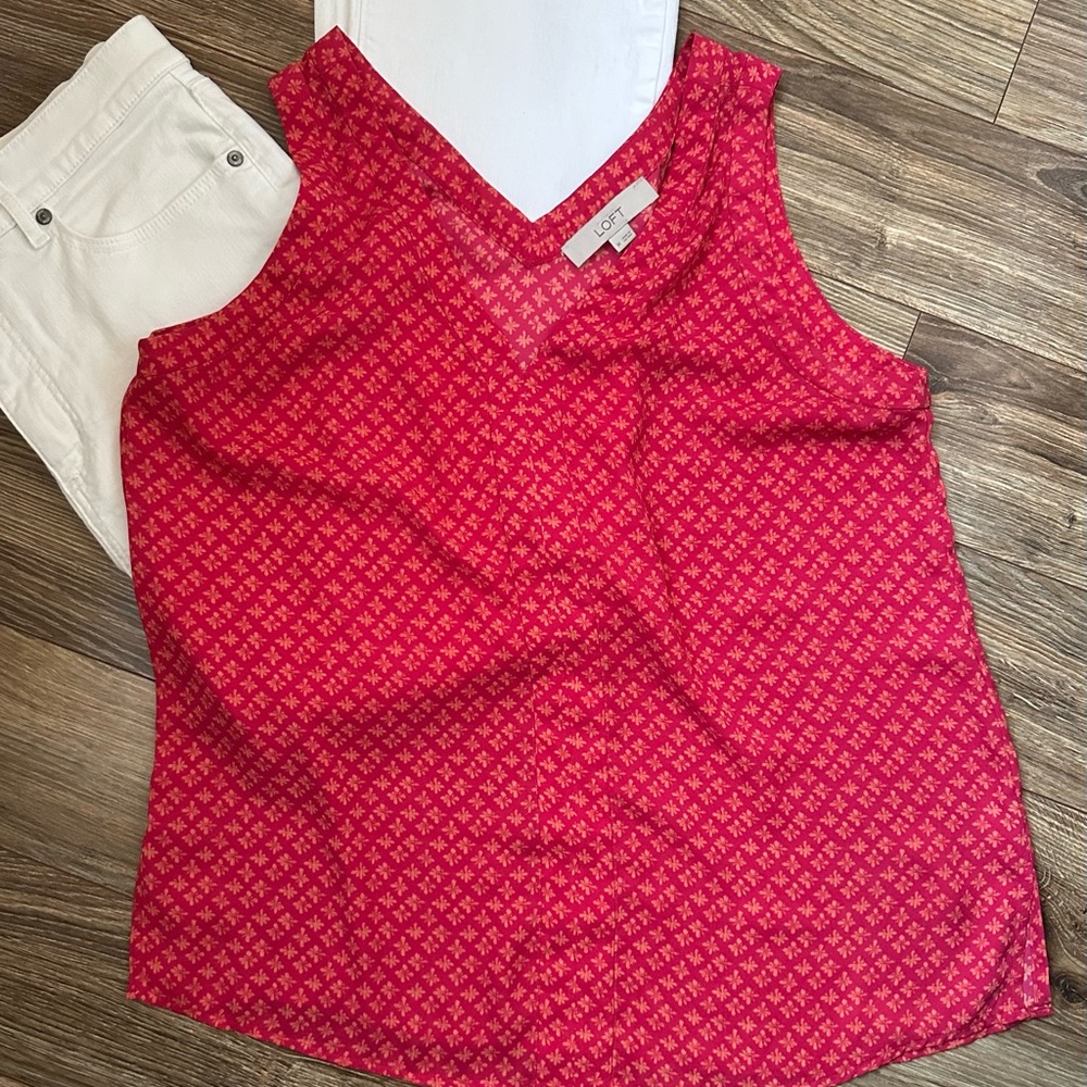 Loft V-Neck Sleeveless Blouse